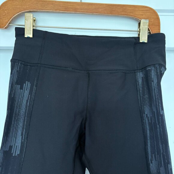 Lululemon 3/4 Length Black/Patterned Leggings – Size 6 | Never Worn - Picture 3 of 5